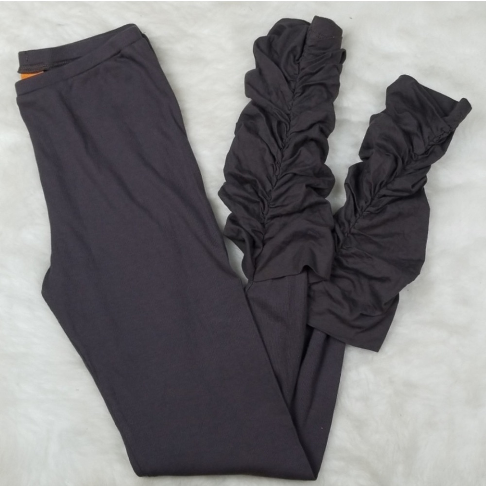 Saturday Sunday Ribbed Ruched Leggings - Picture 3 of 5